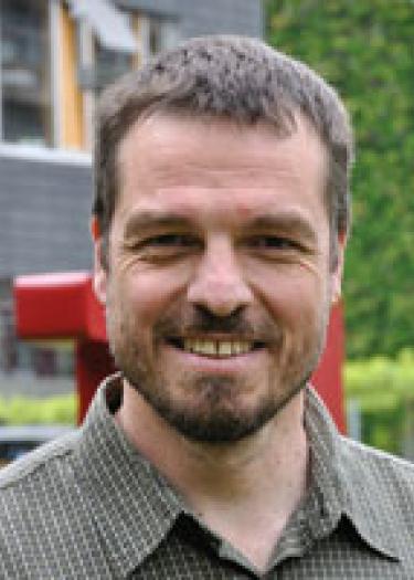Dr. Michael Winckler